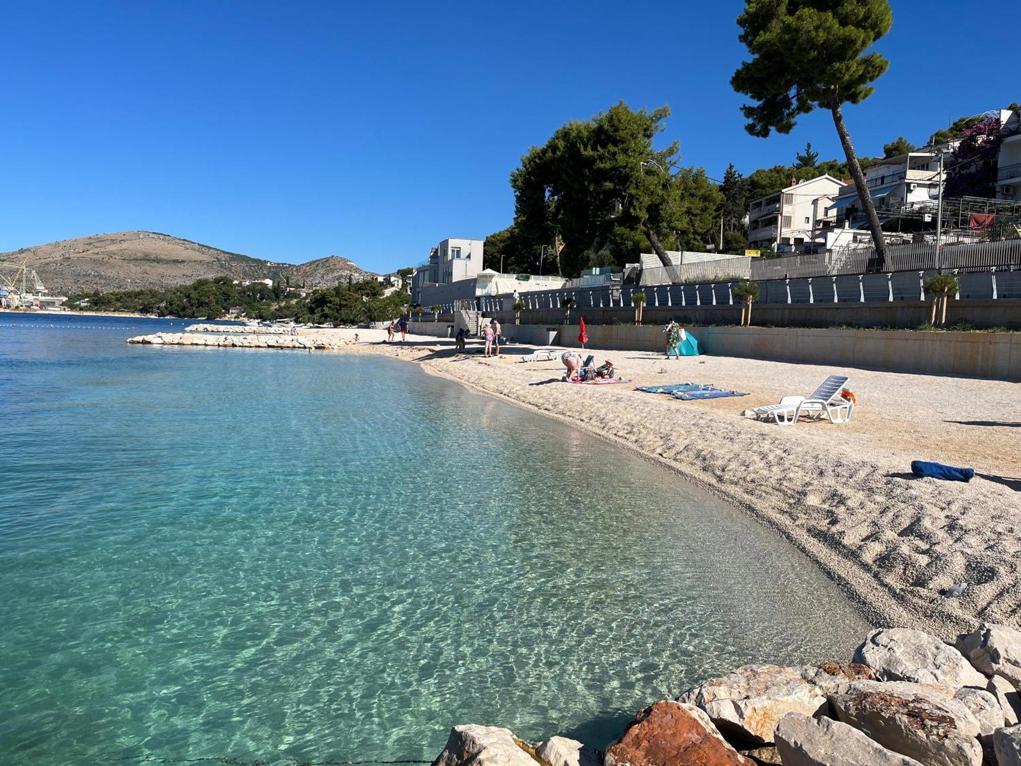 Apartments Villa Mirella 20 M From The Sea - Free Parking Trogir Exterior photo